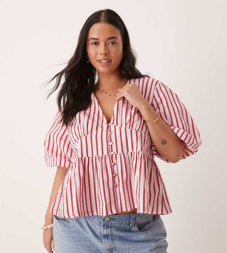 Nobody's Child Plus - Starlight - Oberteil in gestreiftem Rosa mit Puffärmeln Nobody's Child Plus - Starlight - Oberteil in gestreiftem Rosa mit Puffärmeln von Nobody's Child Plus