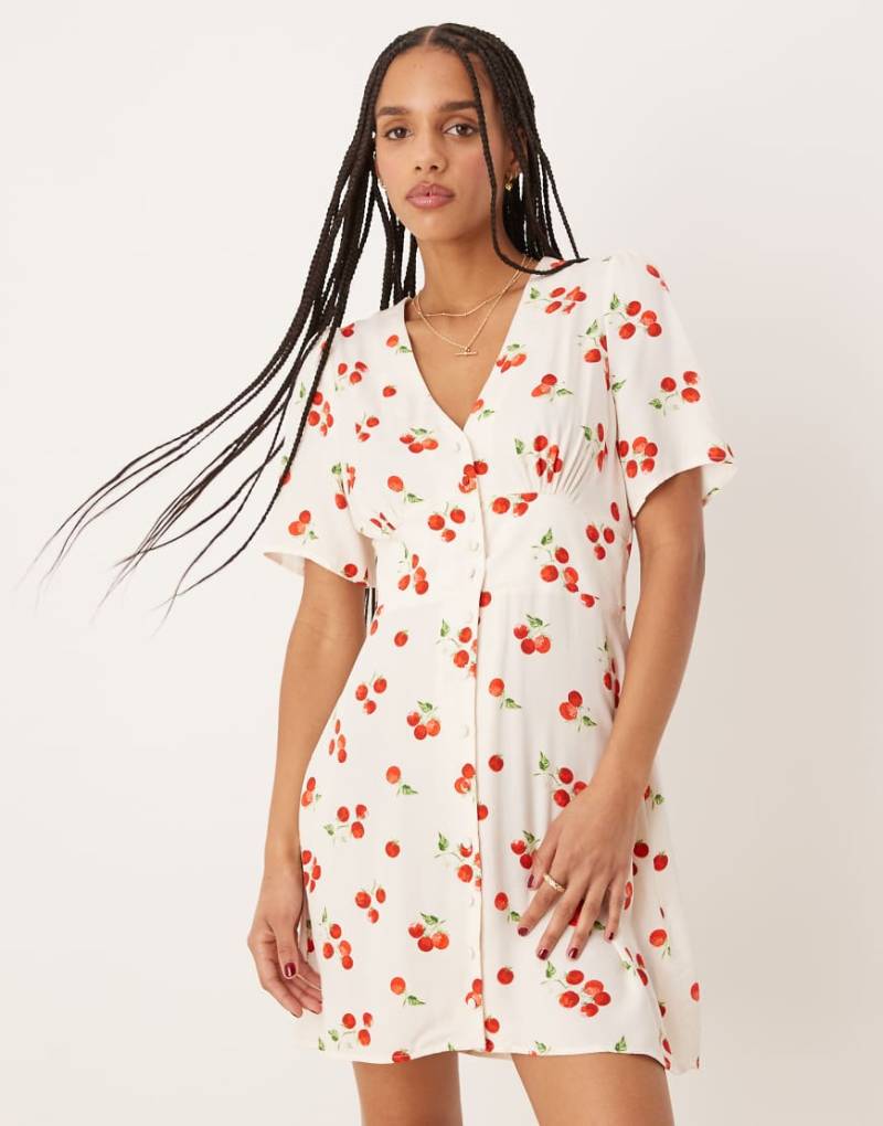 Nobody's Child - Alexa - Minikleid in Weiß mit Tomatenmuster von Nobody's Child