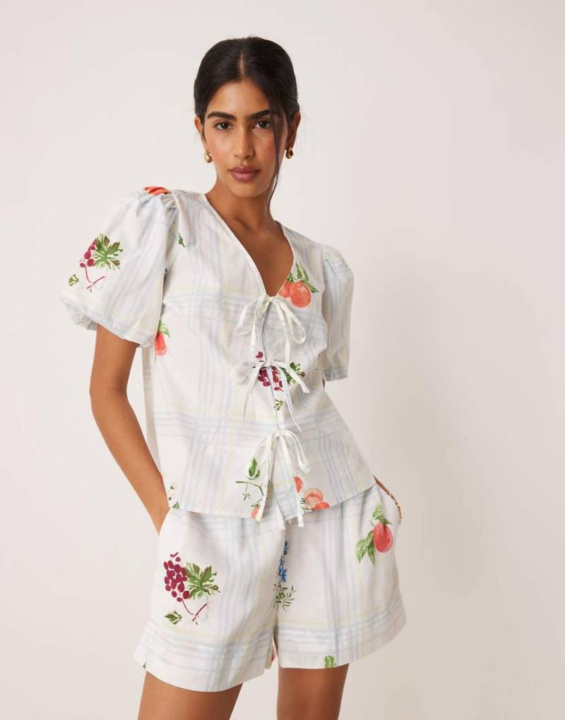 Nobody's Child - Bernadetta - Oberteil mit Karo-Obst-Print und Bindedetail, Kombiteil-Bunt von Nobody's Child