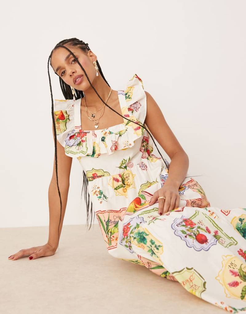 Nobody's Child - Cassidy - Gestuftes Midikleid mit Rüschen und Postkarten-Fruchtmuster-Bunt von Nobody's Child