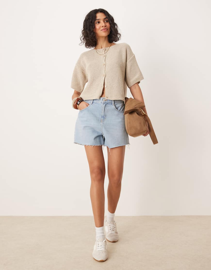 Nobody's Child - Clapham - Jeans-Shorts in heller Waschung in A-Linie-Blau von Nobody's Child