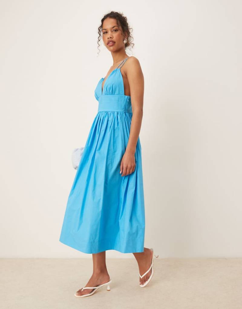 Nobody's Child - Dua - Midaxi-Kleid in Blau aus Popeline mit Riemchenträgern von Nobody's Child