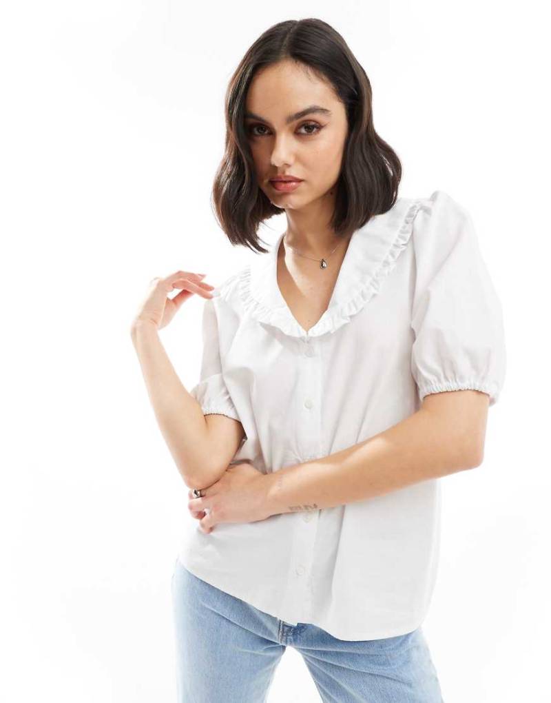 Nobody's Child - Emmie - Weiße Bluse mit Kragen von Nobody's Child