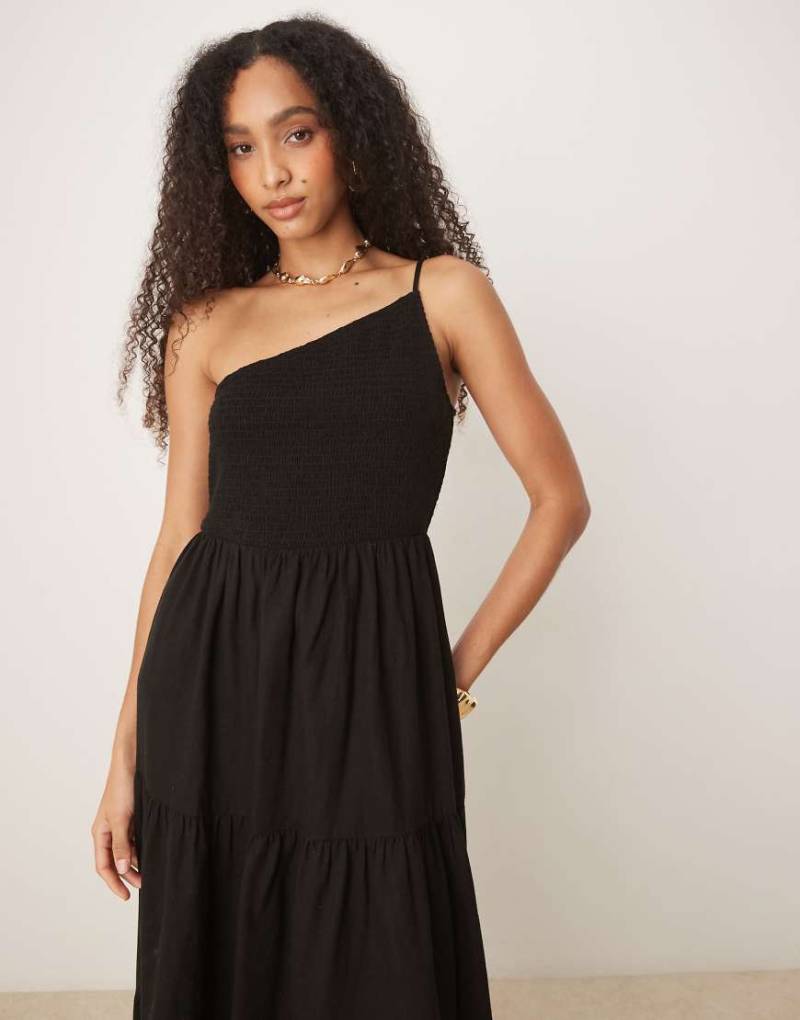 Nobody's Child - Frome - Midikleid in Schwarz mit One-Shoulder-Träger und Raffung von Nobody's Child