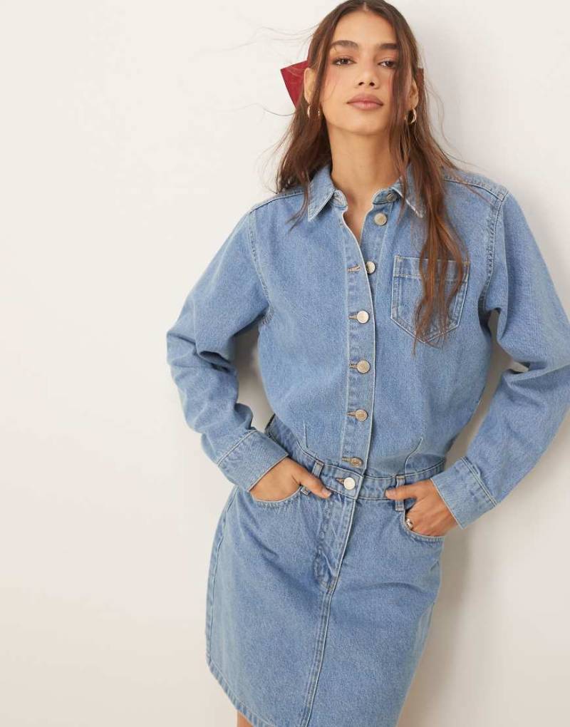 Nobody's Child - Galveston - Kurzes Jeans-Hemdkleid in Hellblau von Nobody's Child