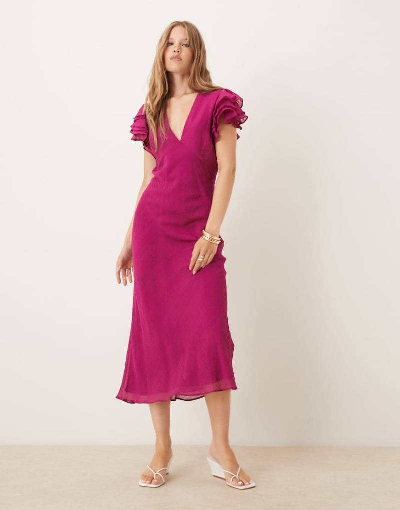 Nobody's Child - Layla - Midikleid in Rosa mit Rüschenärmeln von Nobody's Child