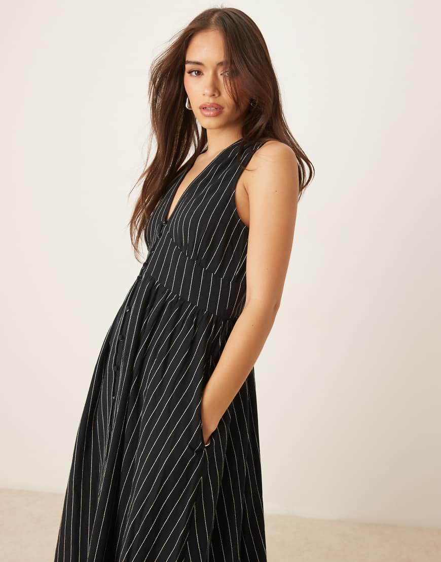 Nobody's Child - Starlight - Ärmelloses Midaxikleid in Schwarz mit Streifen von Nobody's Child