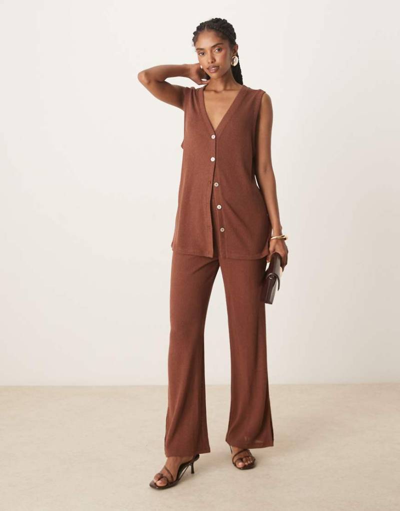 Nobody's Child - Strukturierte Hose in Braun mit weitem Bein, Kombiteil von Nobody's Child