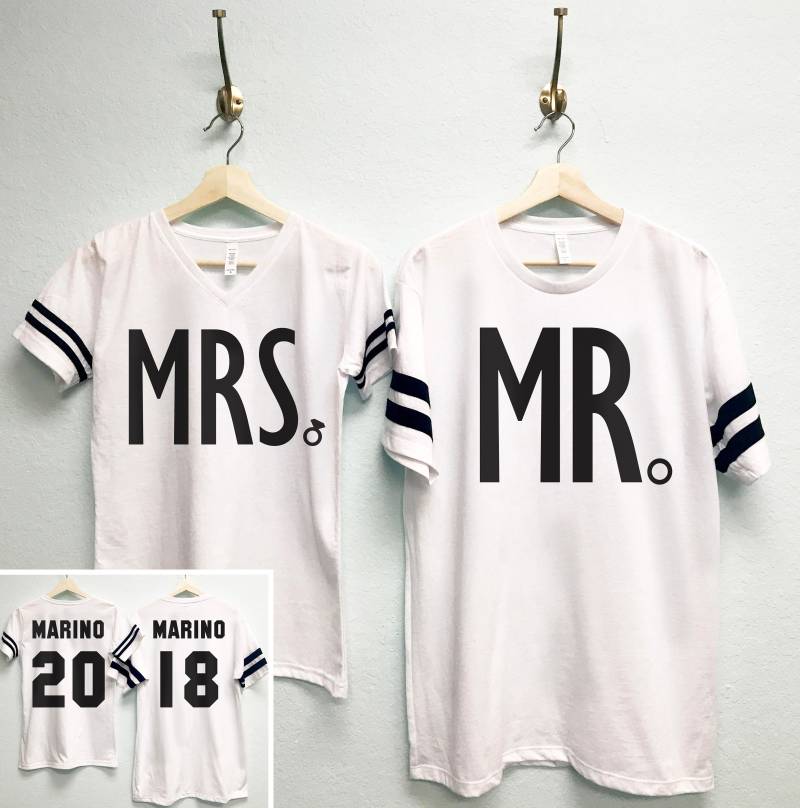 Mrs Bride Shirt + Mr Groom Tees Custom Names & Numbers Set, Paare Shirts, Flitterwochen, Braut Und Bräutigam Hochzeitsgeschenk, Herr Frau von NobullWomanApparel