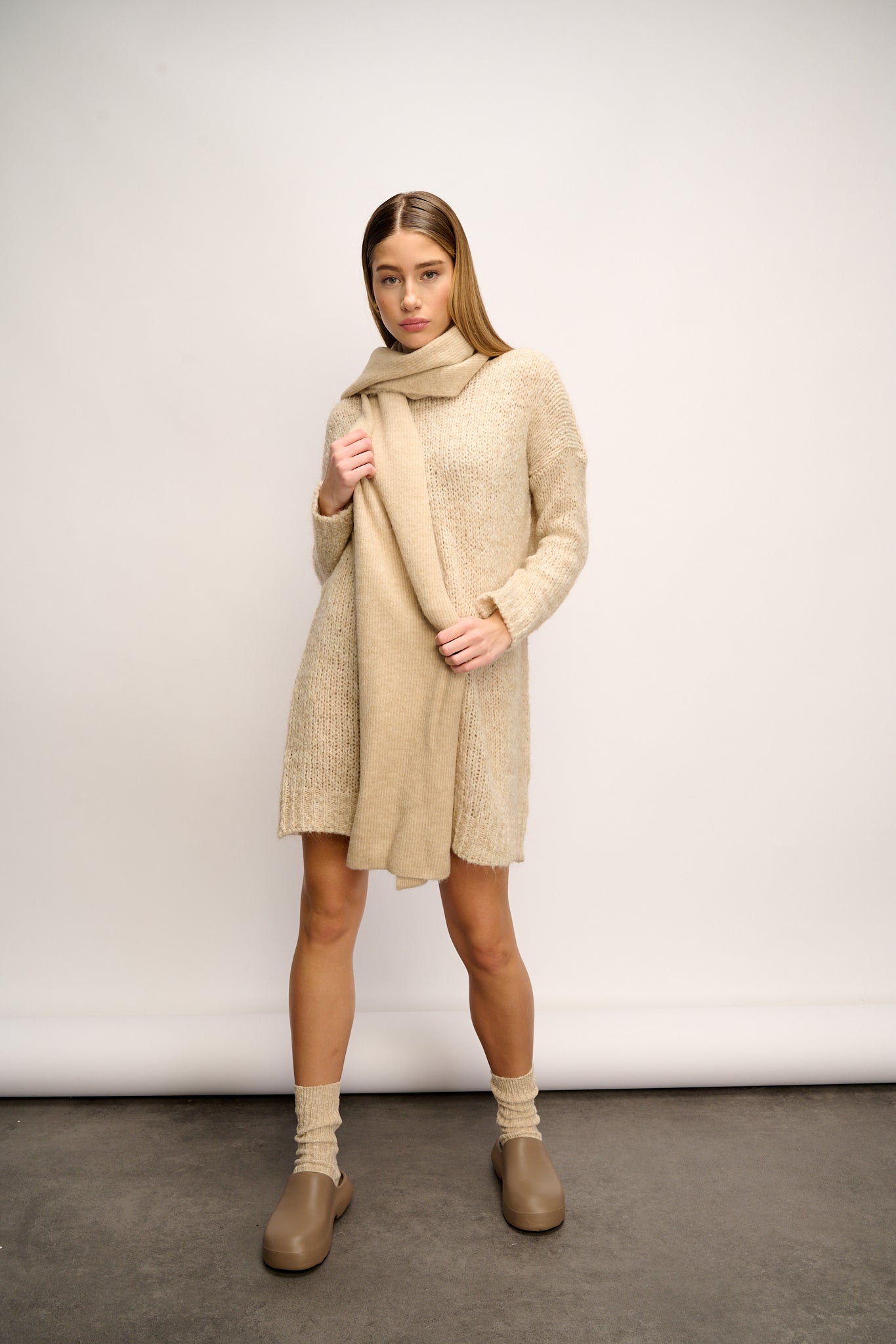 Kala Knit Dress Beige von Noella