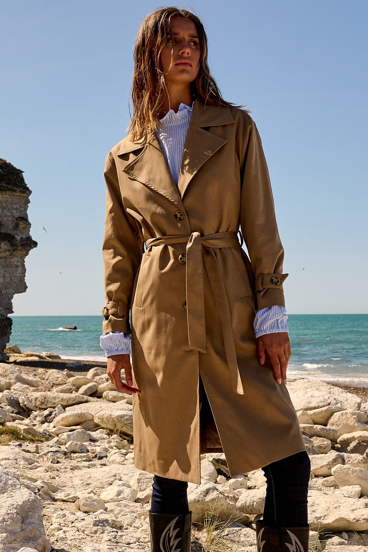 Rielle Trenchcoat Nougat von Noella