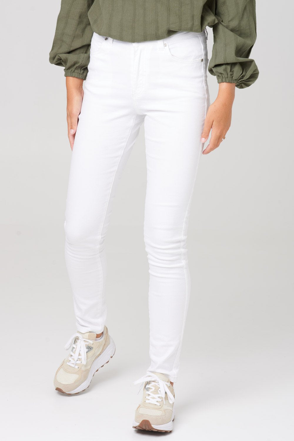 Sofia Jeans Cotton White von Noella