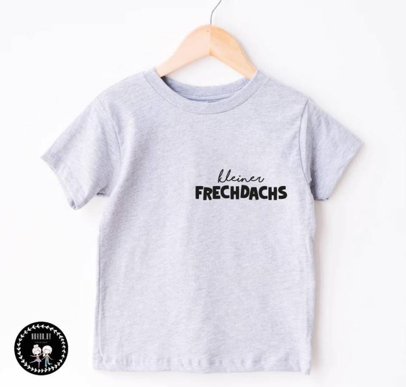 Kinder Bügelbild - Kleiner Frechdachs Dtf Transfer Bügelfolie Applikation T-Shirt Aufdruck Plotterbild Spruch von NohobbyShopDE