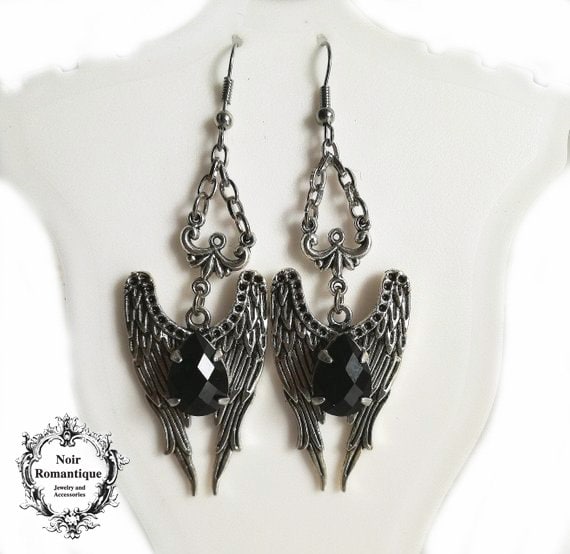 Silber Gothic Geflügelten Ohrringe von NoirRomantique