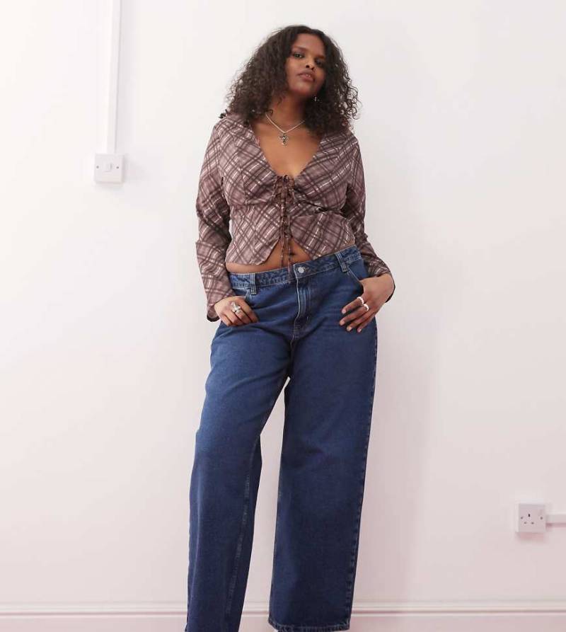 Noisy May Curve - Alexa - Jeans in dunkelblauer Waschung mit geradem Schnitt von Noisy May Curve