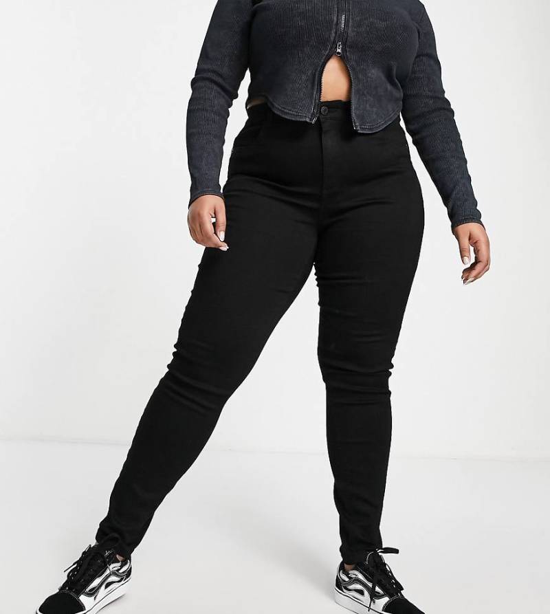 Noisy May Curve - Jeans in Schwarz mit engem Schnitt und hohem Bund Noisy May Curve - Jeans in Schwarz mit engem Schnitt und hohem Bund von Noisy May Curve