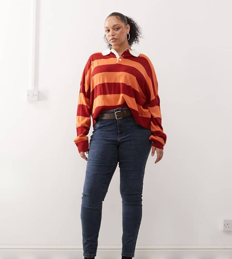 Noisy May Curve - Jeans mit engem Schnitt in Dunkelblau von Noisy May Curve