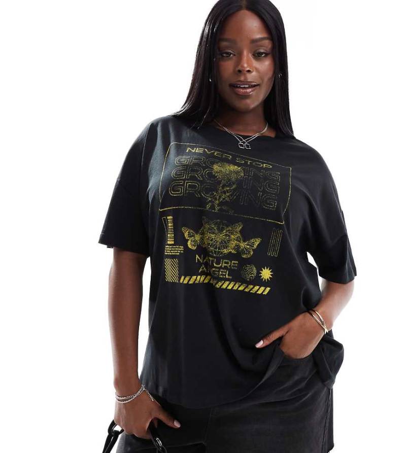 Noisy May Curve - Kastiges T-Shirt in Schwarz mit Engel-Rückenprint von Noisy May Curve