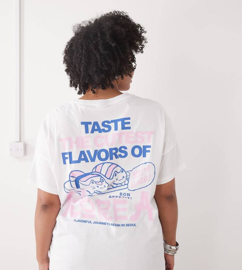 Noisy May Curve - Oversize-T-Shirt in Weiß mit Sushi-Print von Noisy May Curve