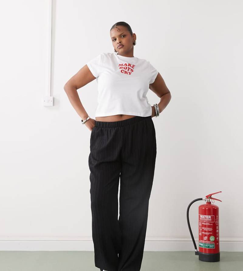 Noisy May Curve - Strukturierte Hose in Schwarz mit weitem Bein von Noisy May Curve