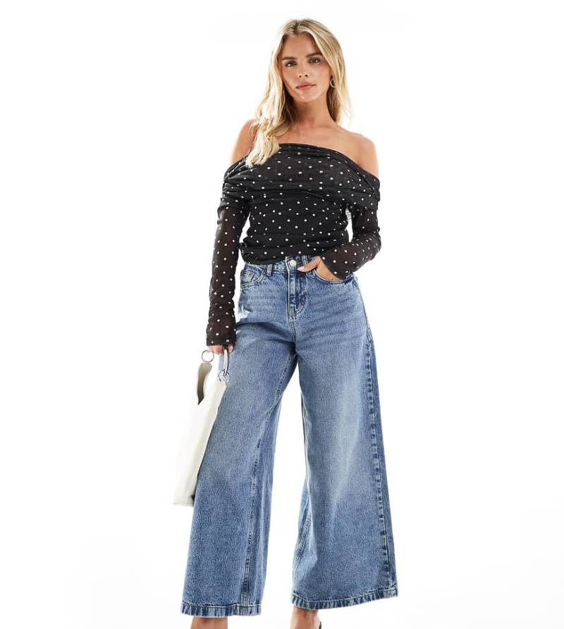 Noisy May Petite - Loose Fit Jeans in verwaschenem Hellblau mit weitem Bein von Noisy May Petite