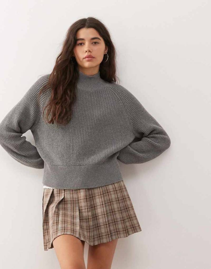 Noisy May - Hochgeschlossener Strickpullover in Mittelgrau von Noisy May