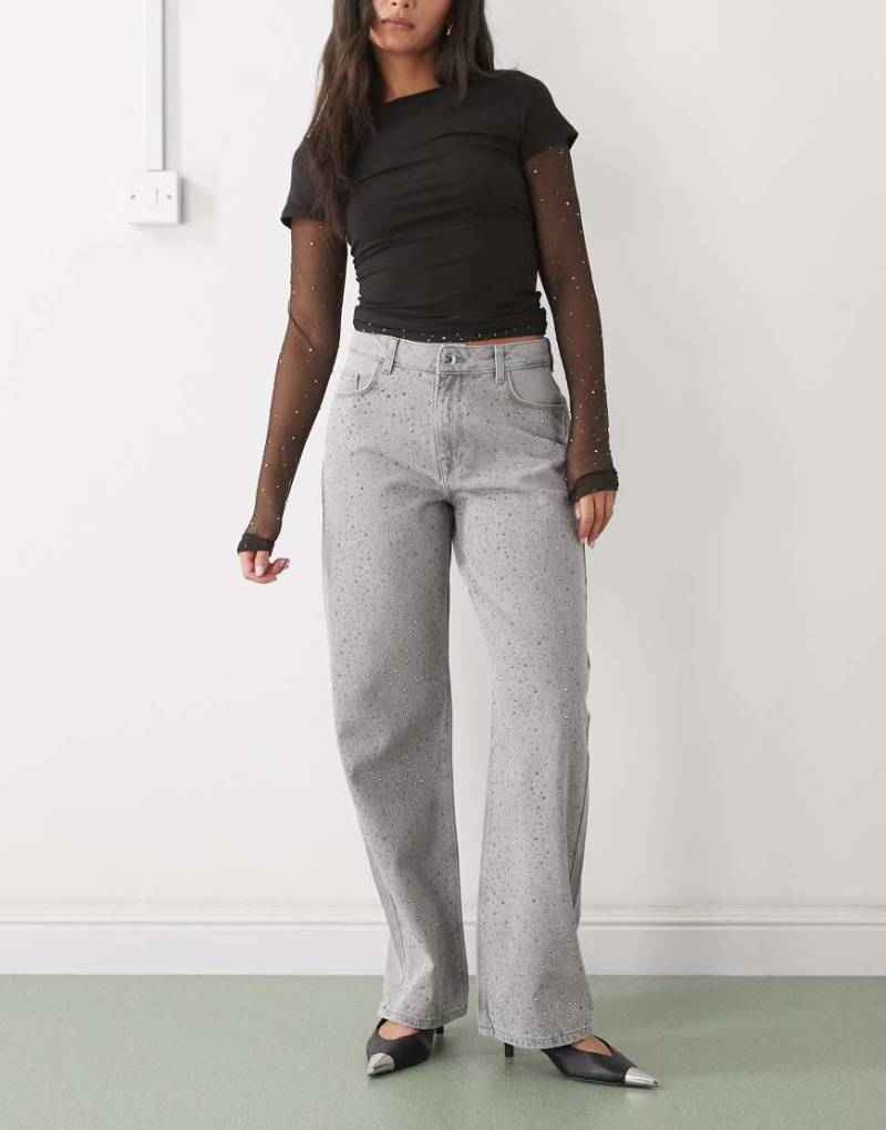 Noisy May - Jannel - Loose Fit Jeans in verwaschenem Grau mit Strassverzierung und hoher Taille von Noisy May