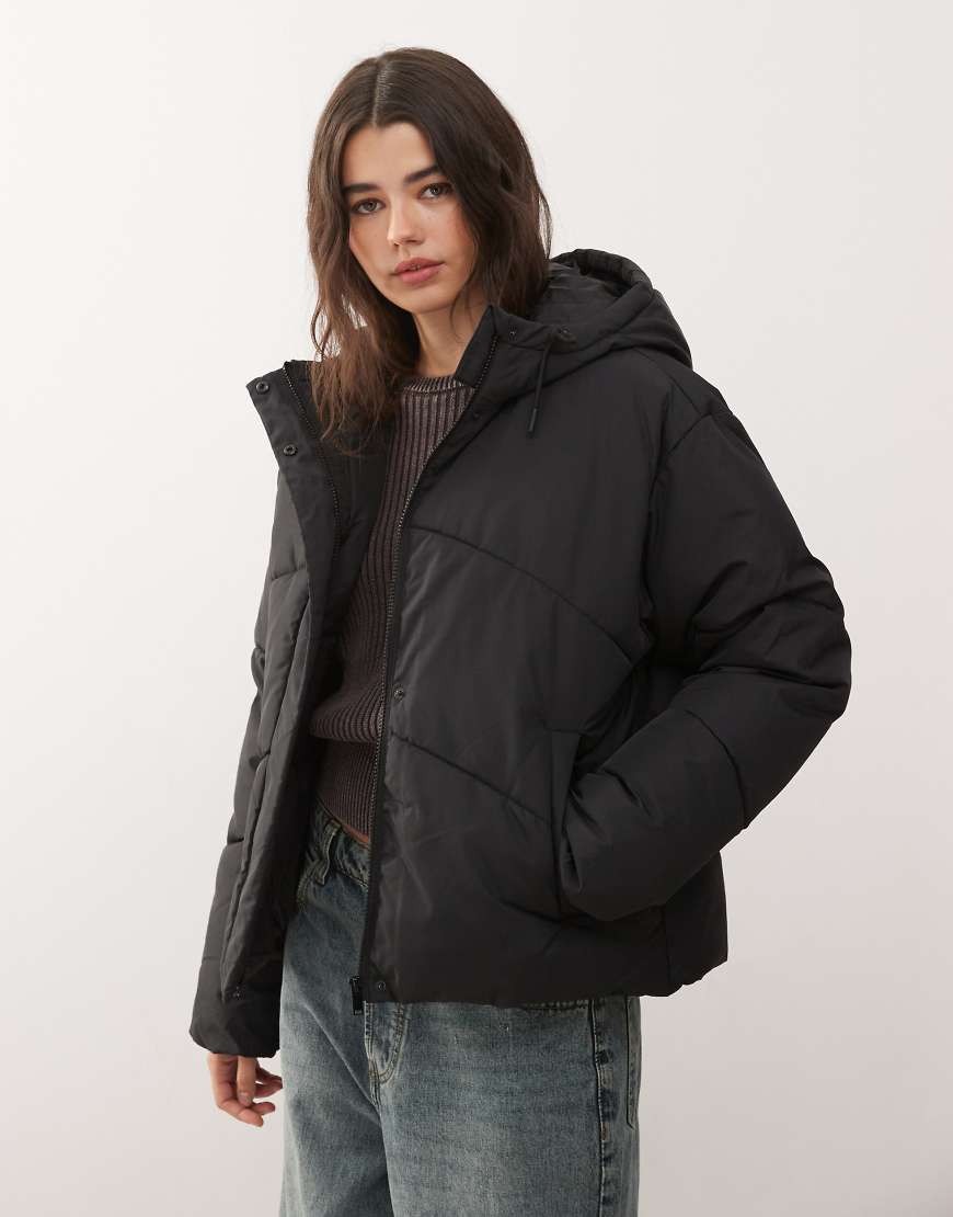 Noisy May - Pufferjacke in Schwarz mit Kapuze von Noisy May