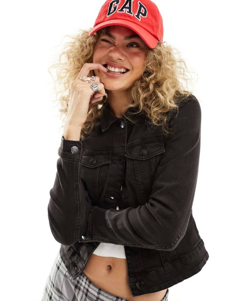 Noisy May - Schwarze Denimjacke von Noisy May