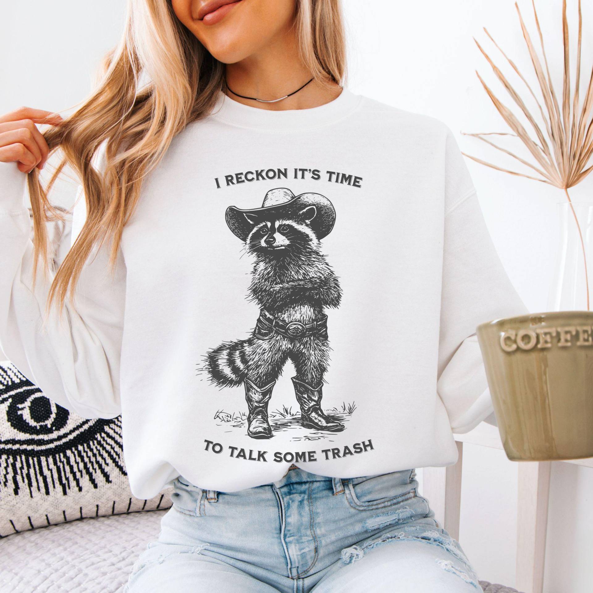 Lustiges Cowboy Waschbär Sweatshirt, Vintage Western Trash Panda Design, Sprechen Sie Einige Grafik Pullover, Schrulligen Lustiges Cowboy Waschbär Sweatshirt, Vintage Western Trash Panda Design, Sprechen Sie Einige Grafik Pullover, Schrulligen von Noivio