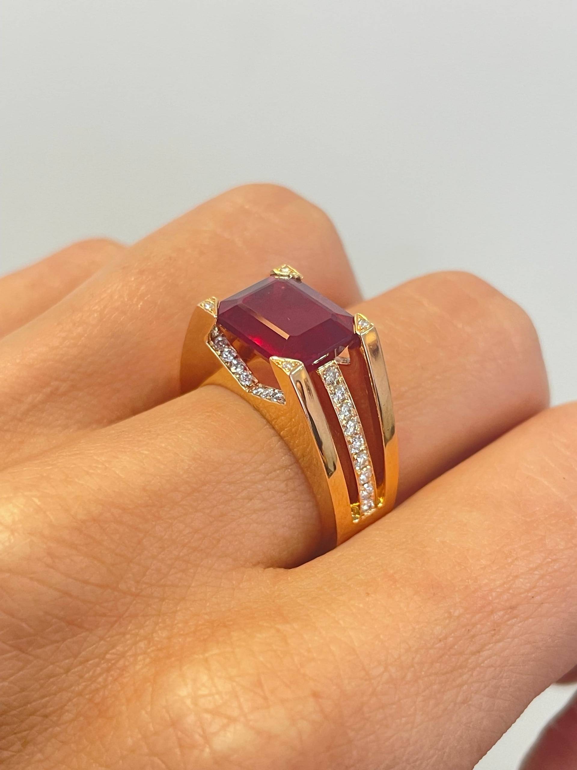 Nachlass Rubin Ring, 3.80Ct Im Smaragdschliff, 18K Roségold, Cocktailring, Statement Schmuck Geschenk Für Freundin von NolaJewelryShop