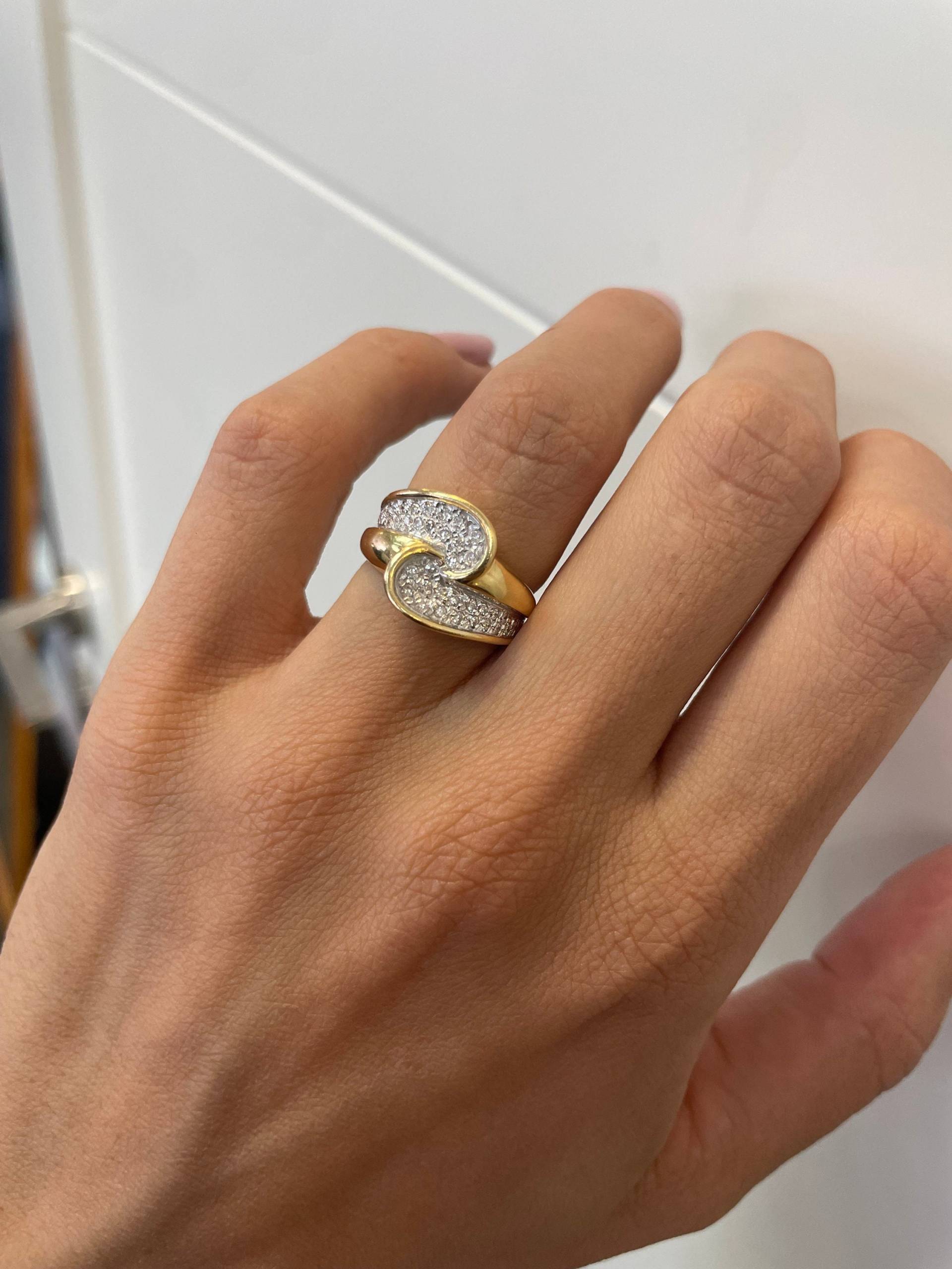 Vintage Klobiger Goldring, 0, 5 Karat Naturdiamant, Schmuck, Gelbgold 750, Cocktailring, Open Swirl Ring, Wave Nachlass Schmuck von NolaJewelryShop