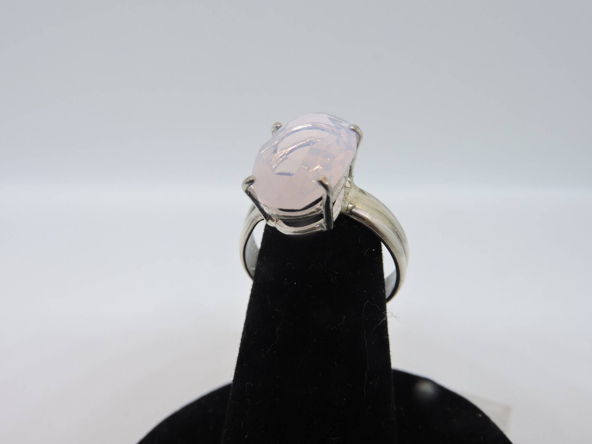 Moonstone Solitär Ring Moonstone Solitär Ring von NomarZinidStudio