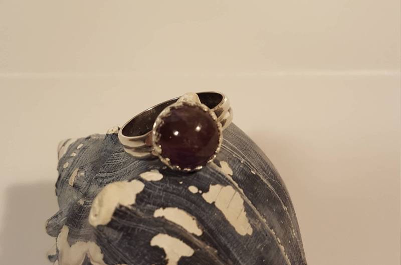 Solitaire Amethyst Ring 10mm Rund, Ring, Natural Silver Gemstone Purple Stone Ring Solitaire Amethyst Ring 10mm Rund, Ring, Natural Silver Gemstone Purple Stone Ring von NomarZinidStudio