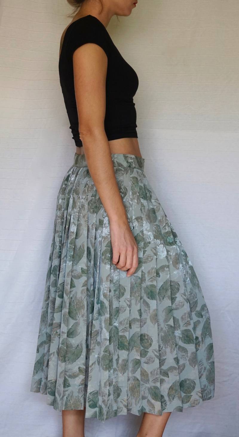 Vintage 70Er Jahre Rock, Faltenrock, Grüner Größe M von NomassesVintage