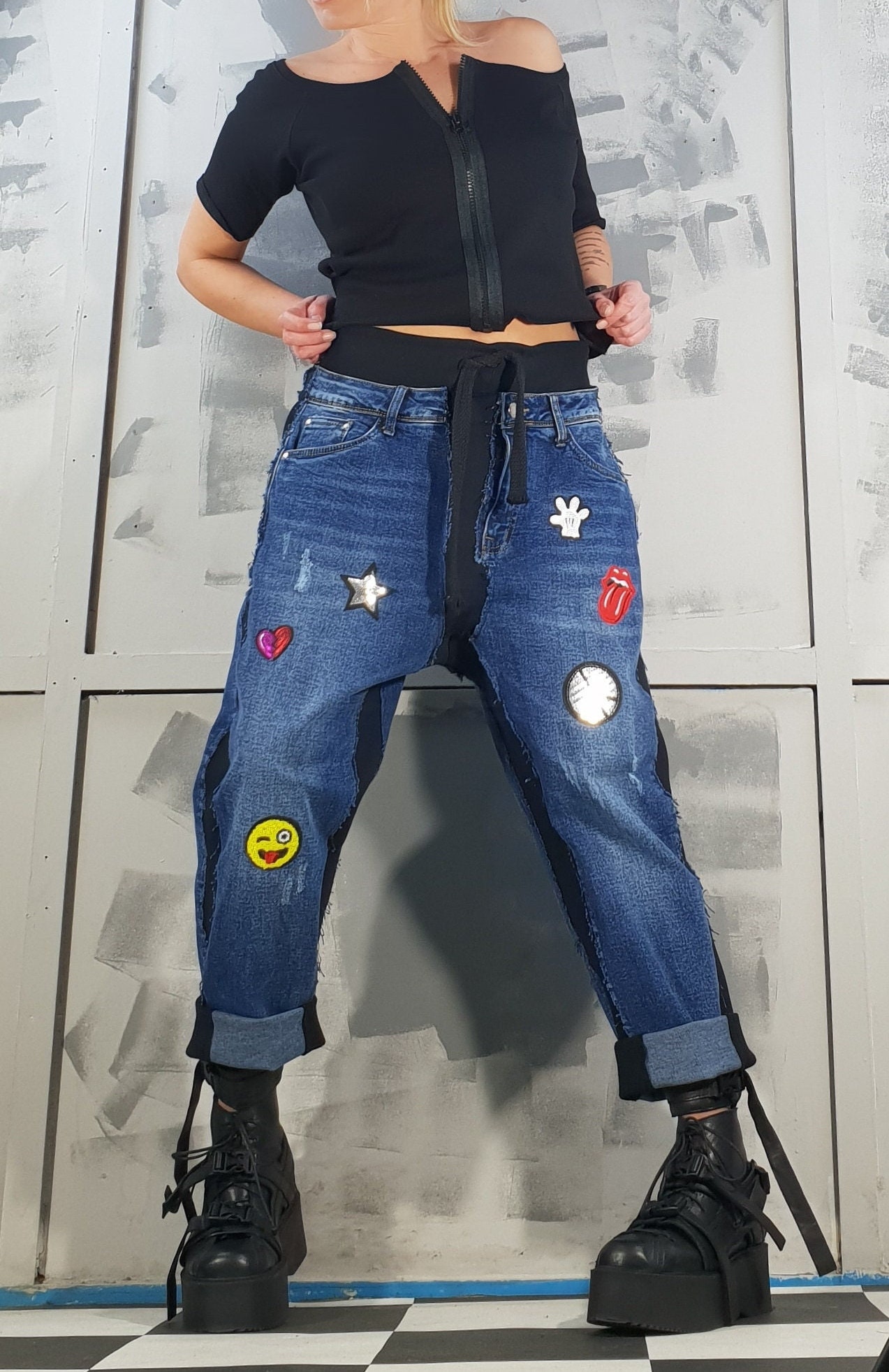 Extravagante Damen Jeans, Lässige Hose, Haremshose, Lockere Baggy Jeans Mit Patches, Nonstandarddesign von NonStandardDesign