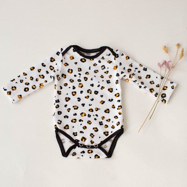 Langarm Baby Body *Leopard weiß* Bio Baumwolle | NoniKids Berlin von NoniKids Berlin