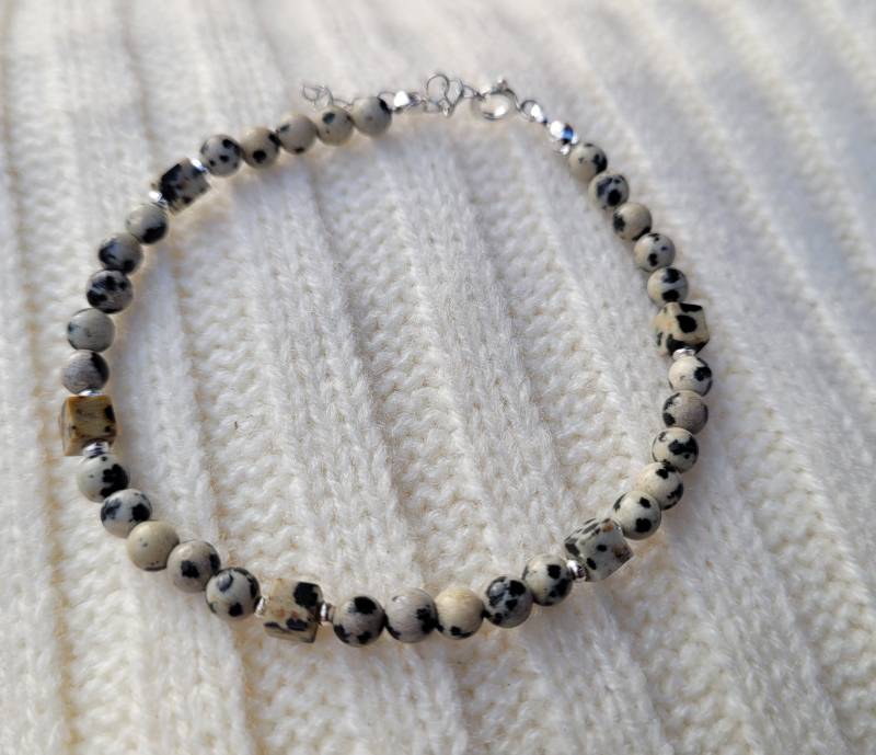 Tolles Armband Passend Zur Kette Aus Dalmatiner-Jaspis 19.5cm Verlängerbar Tolles Armband Passend Zur Kette Aus Dalmatiner-Jaspis 19.5cm Verlängerbar von NookiKreationen
