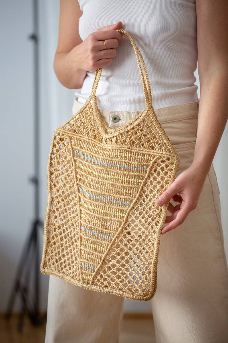 1970S Vintage Stroh Markttasche Beigefarbene Open Weave Tote von NorasVintageSilkShop