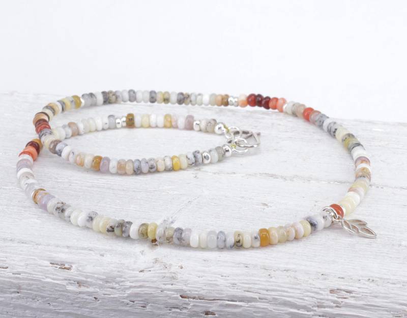 Feine Dendritachat Kette 925 Silber Sterling Edelstein Braun Natur Töne Creme Grau Boho Style Orange Achat Kleine Linsen Erdfarben Feine Dendritachat Kette 925 Silber Sterling Edelstein Braun Natur Töne Creme Grau Boho Style Orange Achat Kleine Linsen Erdfarben von NordNordostJewelry