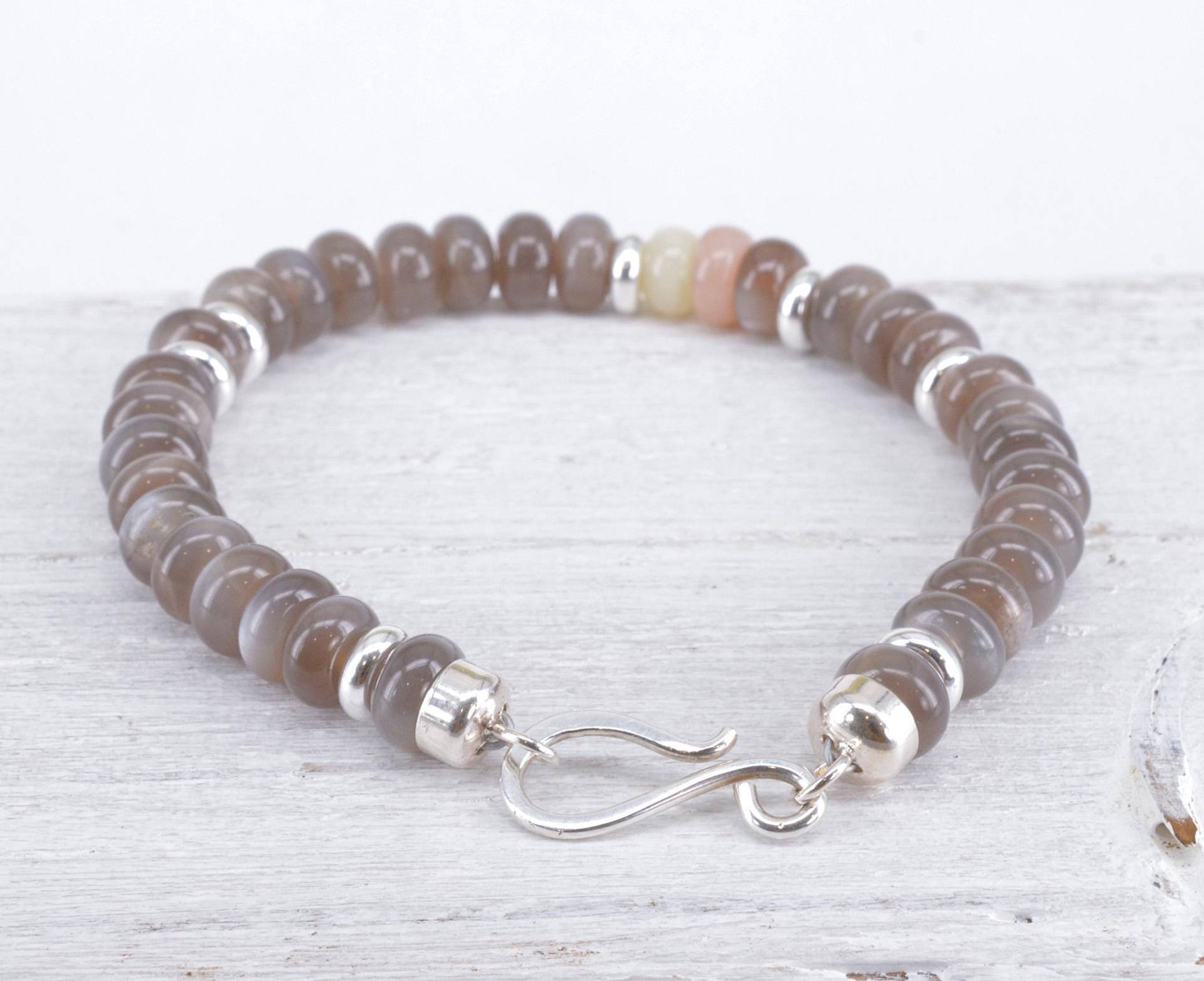 Grauer Mondstein Armband Sterling Silber Für Männer Edelstein Unisex Hochwertiges von NordNordostJewelry