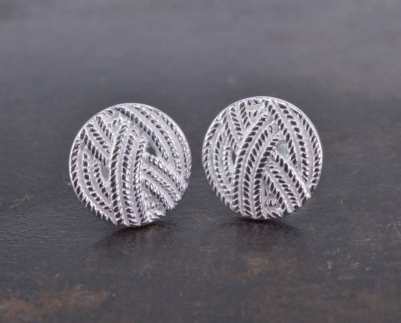 Kleine Ohrstecker 925 Silber Zopf Muster Rund Flechtmuster Kleine Ohrstecker 925 Silber Zopf Muster Rund Flechtmuster von NordNordostJewelry