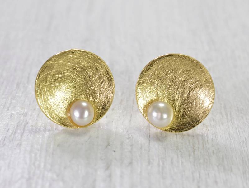 Ohrstecker Perle 925 Silber Schale Vergoldet Ohrstecker Perle 925 Silber Schale Vergoldet von NordNordostJewelry