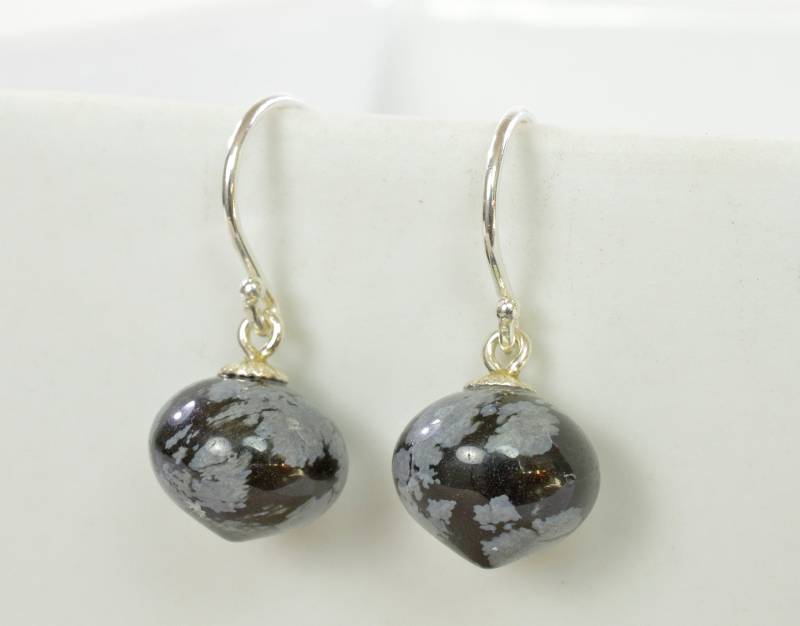 Schneeflocken Obsidian/925 Silber Ohrhänger Schneeflocken Obsidian/925 Silber Ohrhänger von NordNordostJewelry