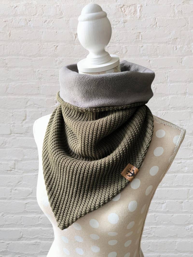 Halssocke Dreiecksloop Schlupfschal Grün/Army Grün Aus Grobstrick Halssocke Dreiecksloop Schlupfschal Grün/Army Grün Aus Grobstrick von NordicSewingGoods