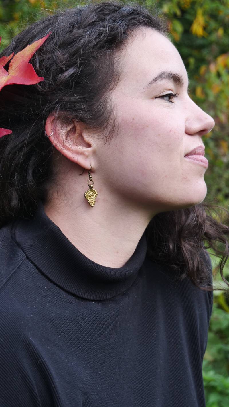 Messing Ohrringe Leichter Schmuck von NoreenEthnicCrafts