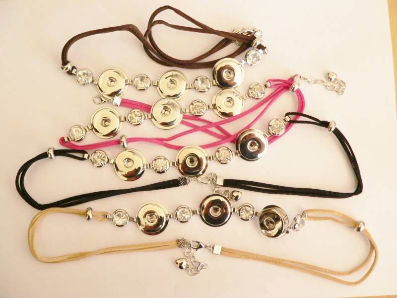 Ca002 - 1 Halsband Für 3 Buttons von NorikasFundgrube