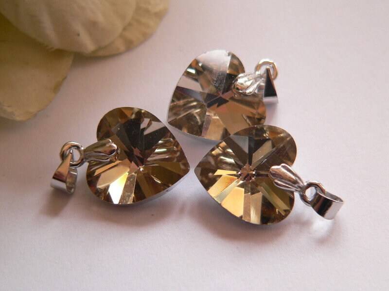 Gp015 - 3 Schmuckanhänger Kristallherz Verschiedene Farben von NorikasFundgrube