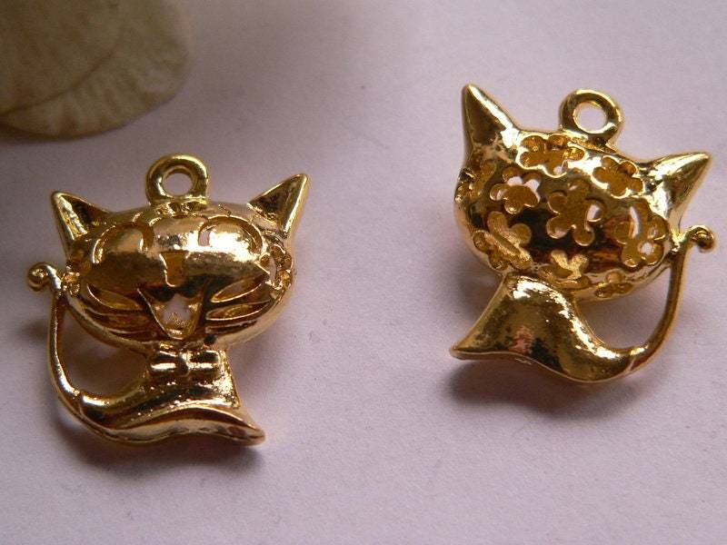 Tga002 - 2 Schmuckanhänger Glückskatze von NorikasFundgrube