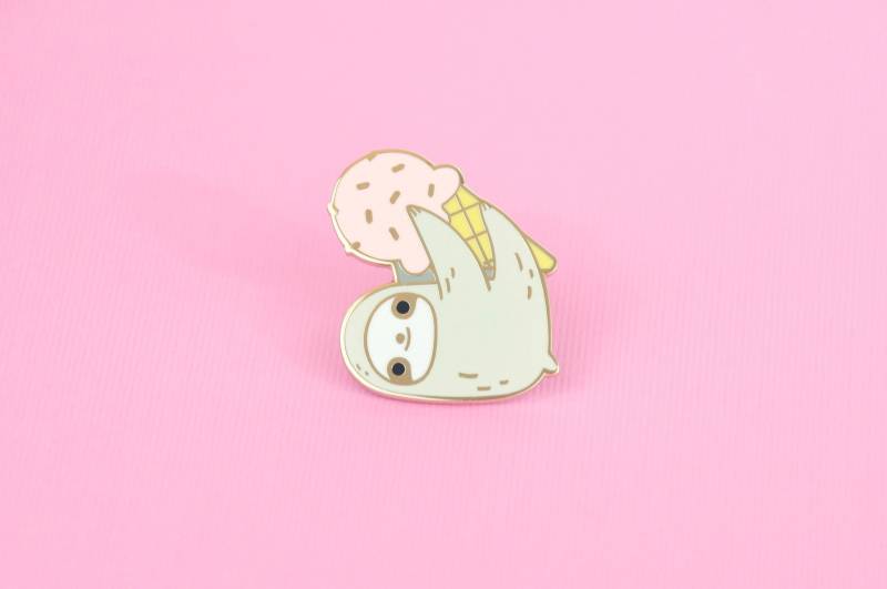 Faultier Emaille Pin, Und Eis Am Stiel, Sommer Anstecknadel von Noristudio